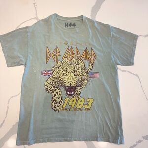 Def Leppard Band Tee